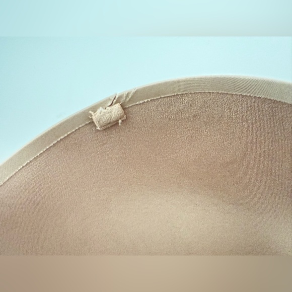 Victoria’s Secret very sexy push up strapless bra 38d - Picture 4 of 7